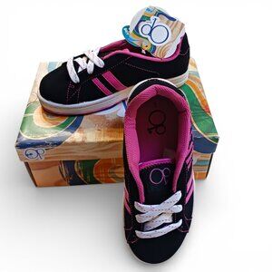 OP Hot Pink Black Girls Tiffany Sneakers Low Top Lace Up NIB Display item Size 1